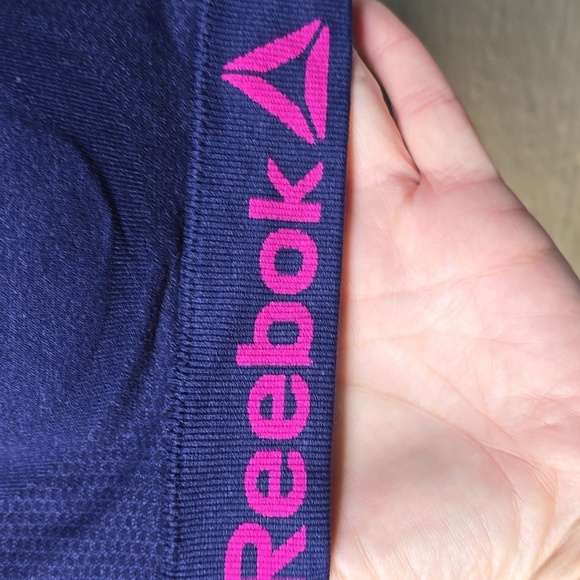Reebok Women's Seamless Sports Bra Medium Impact Performance Small Blue S - Picture 5 of 7